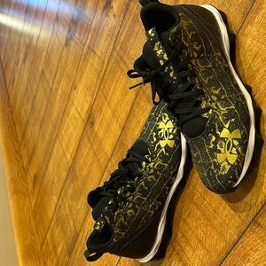 Under Armour Cleats 9.5 men’s USA